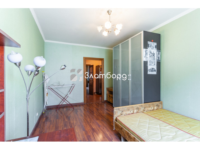 Продаю четырехкомнатную квартиру, Москва